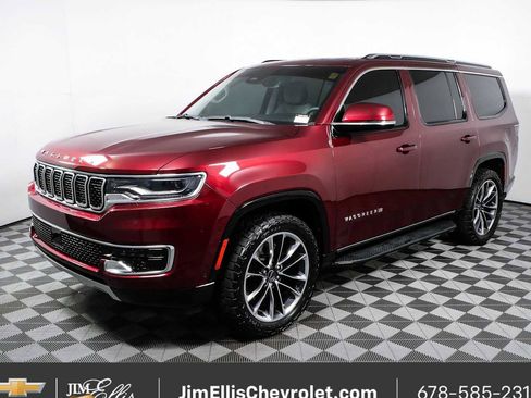 Used 2022 Jeep Wagoneer Series II w/ Premium Group I AWD/4WD image 27