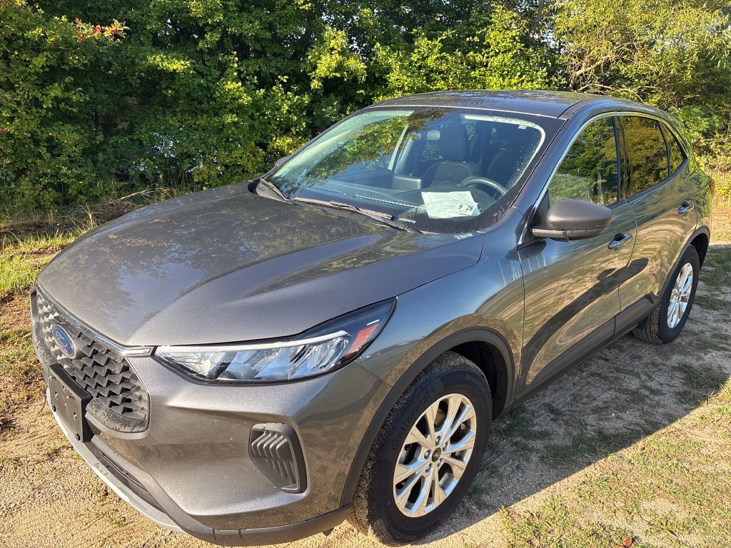 Certified 2023 Ford Escape Active AWD/4WD image 10
