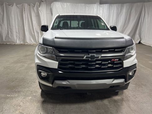 Used 2021 Chevrolet Colorado Z71 image 2