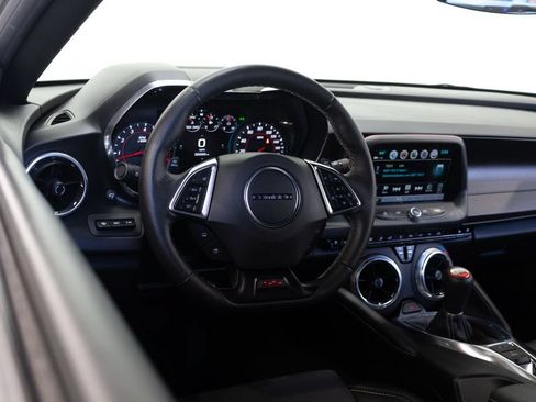 Used 2018 Chevrolet Camaro SS RWD image 25