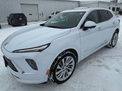 New 2026 Buick Envision Avenir image 4