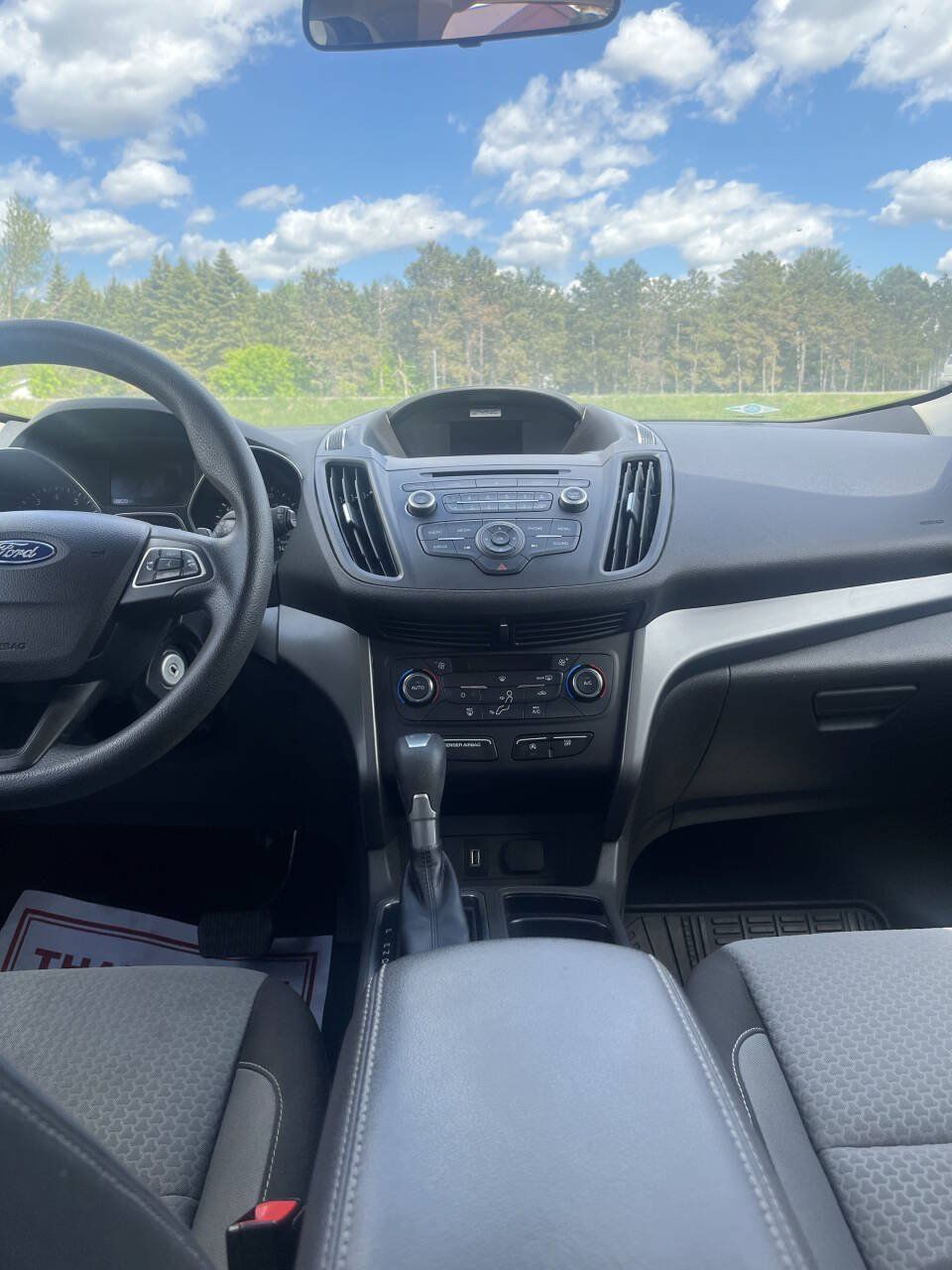 Used 2017 Ford Escape SE AWD/4WD image 9