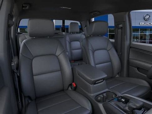 New 2026 Chevrolet Colorado LT image 16