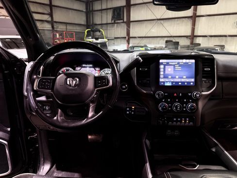 Used 2022 RAM 2500 Laramie AWD/4WD image 29