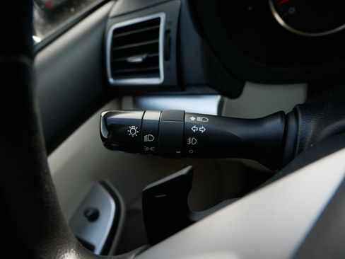 Used 2015 Subaru Crosstrek 2.0i Premium image 31