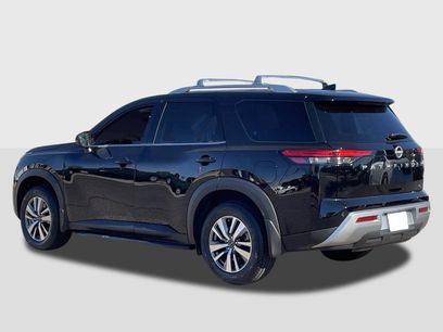New 2025 Nissan Pathfinder SL
