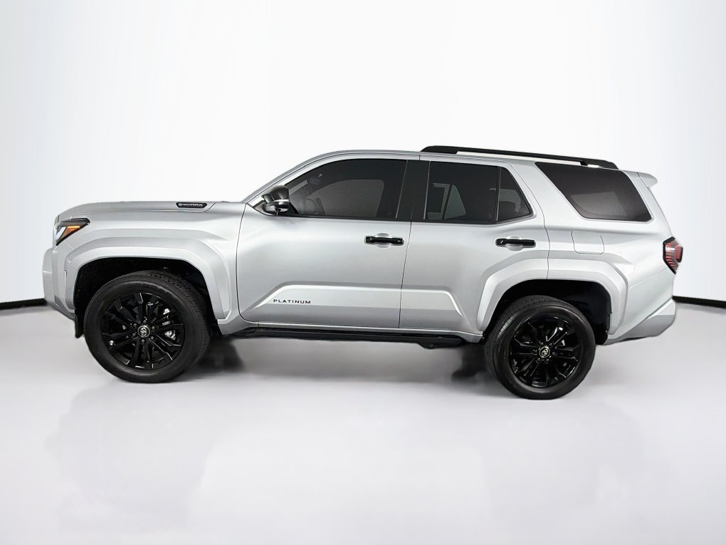Used 2025 Toyota 4Runner Platinum AWD/4WD image 6