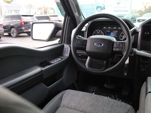 Used 2023 Ford F150 XLT image 9