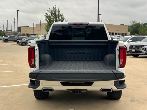 Used 2024 GMC Sierra 1500 Denali w/ Denali Reserve Package AWD/4WD image 15
