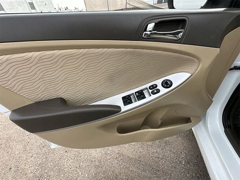 Used 2012 Hyundai Accent GLS w/ Premium Pkg 3 image 21