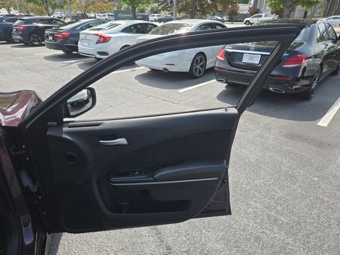 Used 2022 Dodge Charger Scat Pack RWD image 21