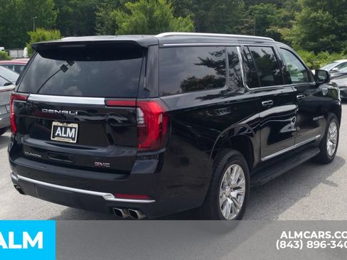 Used 2025 GMC Yukon XL Denali RWD image 5