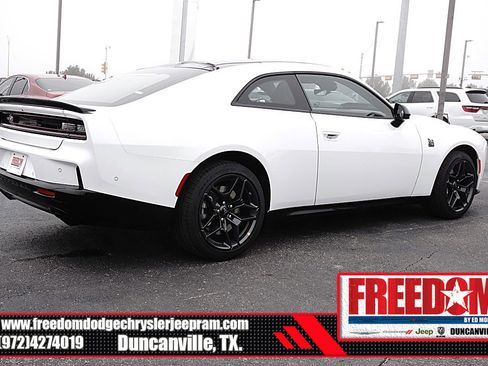 New 2026 Dodge Charger Scat Pack image 5