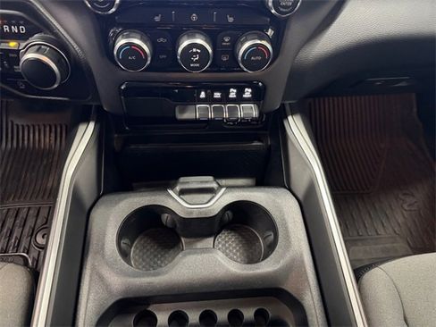 Used 2022 RAM 1500 Big Horn image 14