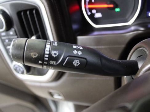 Used 2021 Chevrolet Silverado 2500 LTZ w/ LTZ Convenience Package image 33