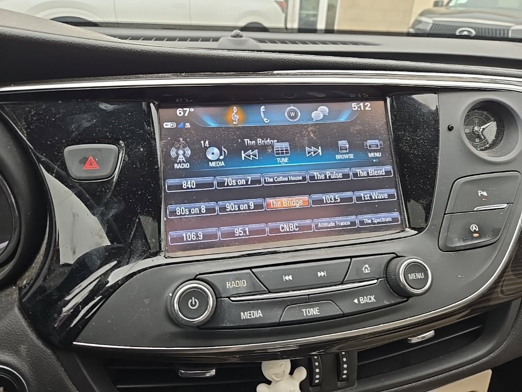 Used 2019 Buick Envision Essence FWD image 16