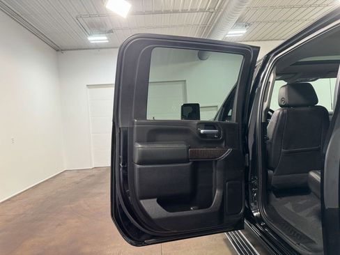 Used 2022 GMC Sierra 2500 Denali image 47
