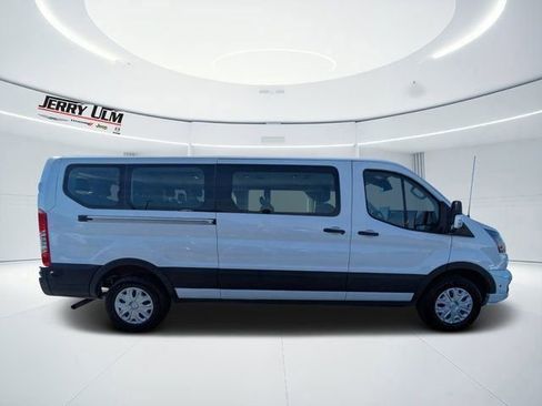 Used 2024 Ford Transit 350 XLT image 2