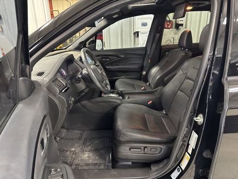 Used 2022 Honda Pilot Black Edition image 31