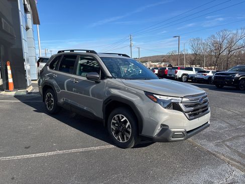 New 2026 Subaru Forester Premium image 4