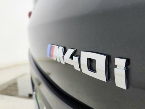 Used 2025 BMW X4 M40i AWD/4WD image 19