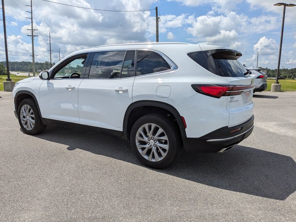 Used 2025 Buick Enclave Preferred FWD image 6