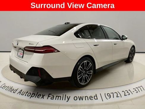 Used 2026 BMW 530i xDrive AWD/4WD image 5