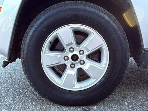 Used 2012 Jeep Liberty Sport image 29