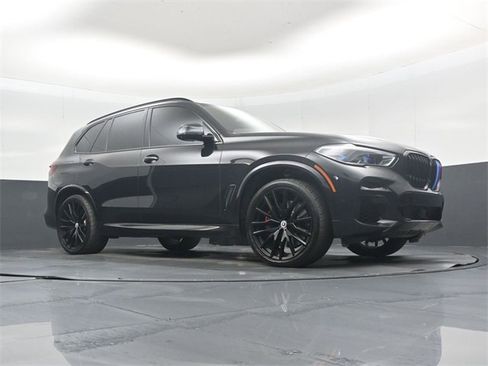 Used 2023 BMW X5 M50i w/ Executive Package image 40