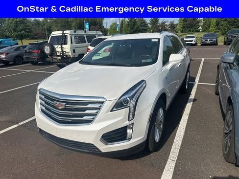 Used 2018 Cadillac XT5 AWD image 3