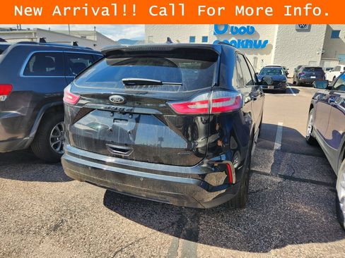 Used 2024 Ford Edge SE w/ Black Appearance Package AWD/4WD image 10