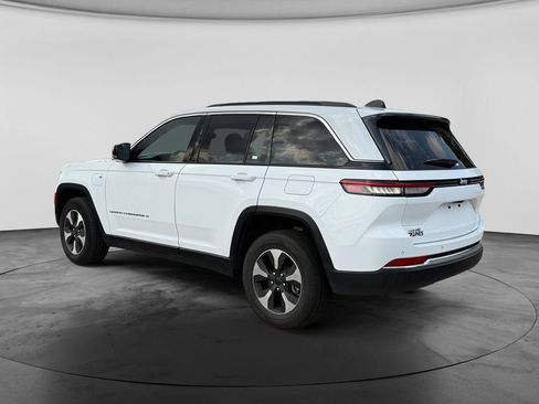 Used 2024 Jeep Grand Cherokee Limited 4xe AWD/4WD image 7