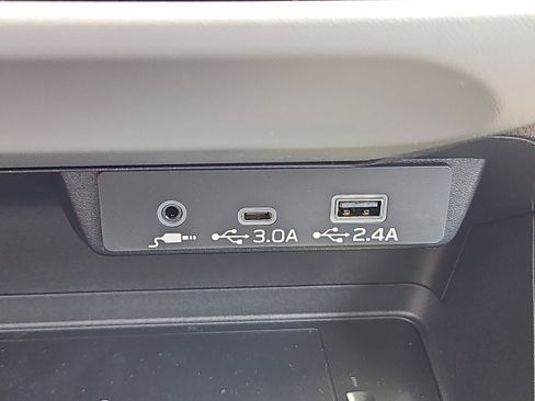 New 2025 Subaru Crosstrek 2.5i Limited image 11