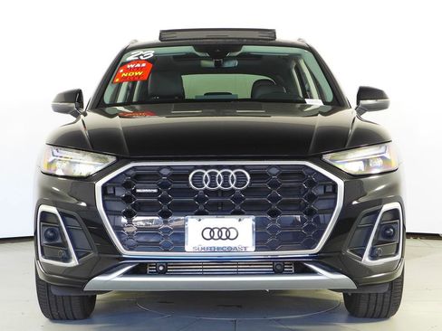 Used 2023 Audi Q5 2.0T Premium w/ Convenience Package image 3