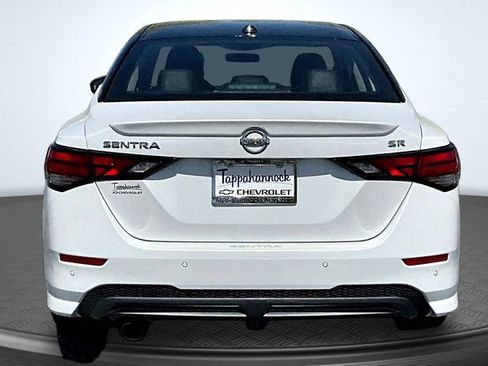 Used 2023 Nissan Sentra SR w/ SR Premium Package FWD image 5