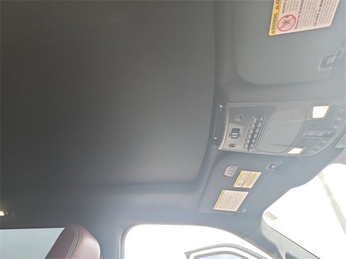 Used 2018 Ford F250 Platinum w/ Platinum Ultimate Package image 16