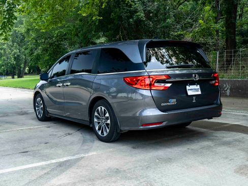 Used 2024 Honda Odyssey EX-L image 7