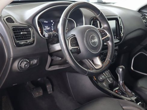 Used 2019 Jeep Compass Limited image 15