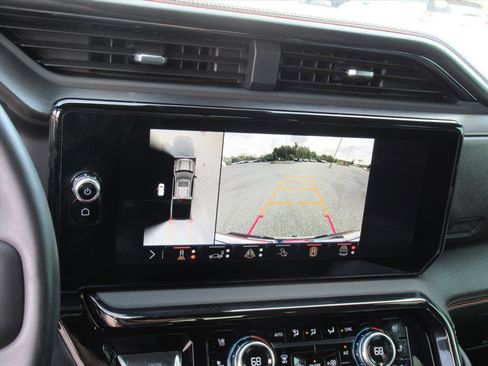 Used 2024 GMC Sierra 1500 AT4 w/ Technology Package image 25