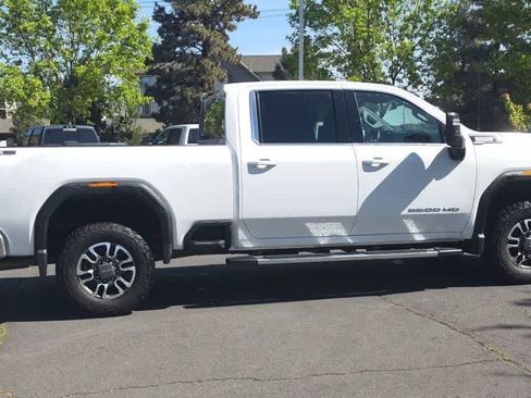Used 2023 GMC Sierra 3500 SLE w/ Gooseneck/5TH Wheel Package AWD/4WD image 9