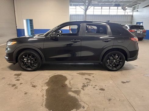 Used 2025 Honda HR-V Sport image 7