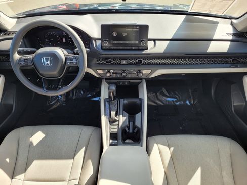 Certified 2025 Honda Accord LX image 13
