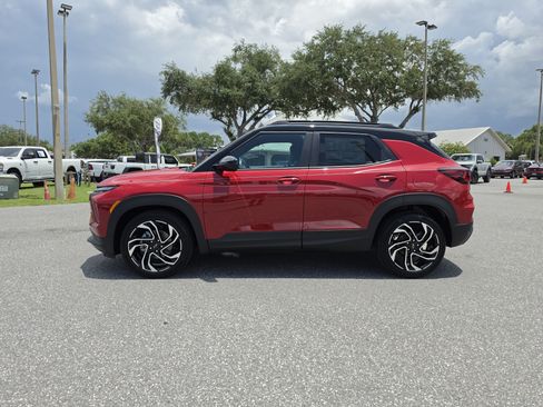 New 2026 Chevrolet TrailBlazer RS w/ Convenience Package FWD image 9