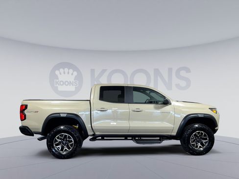 Used 2023 Chevrolet Colorado ZR2 w/ ZR2 Convenience Package III AWD/4WD image 8