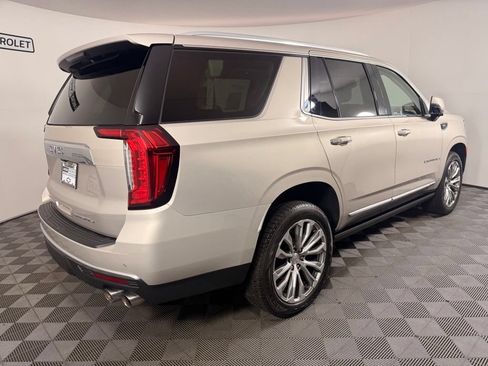 Used 2021 GMC Yukon Denali w/ Denali Premium Package AWD/4WD image 5