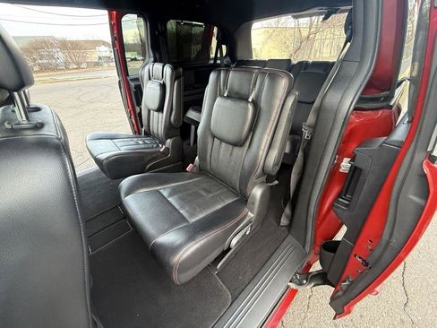 Used 2013 Dodge Grand Caravan R/T w/ Safety Sphere Group image 19