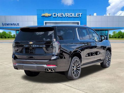 New 2026 Chevrolet Suburban High Country image 4