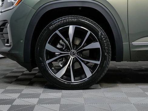 New 2026 Volkswagen Atlas SEL Premium R-Line image 36