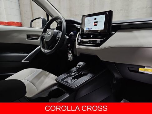 New 2026 Toyota Corolla Cross L image 23