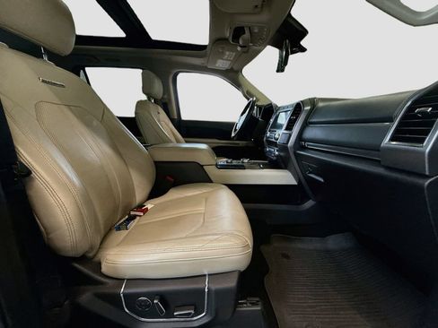 Used 2019 Ford Expedition Platinum AWD/4WD image 33